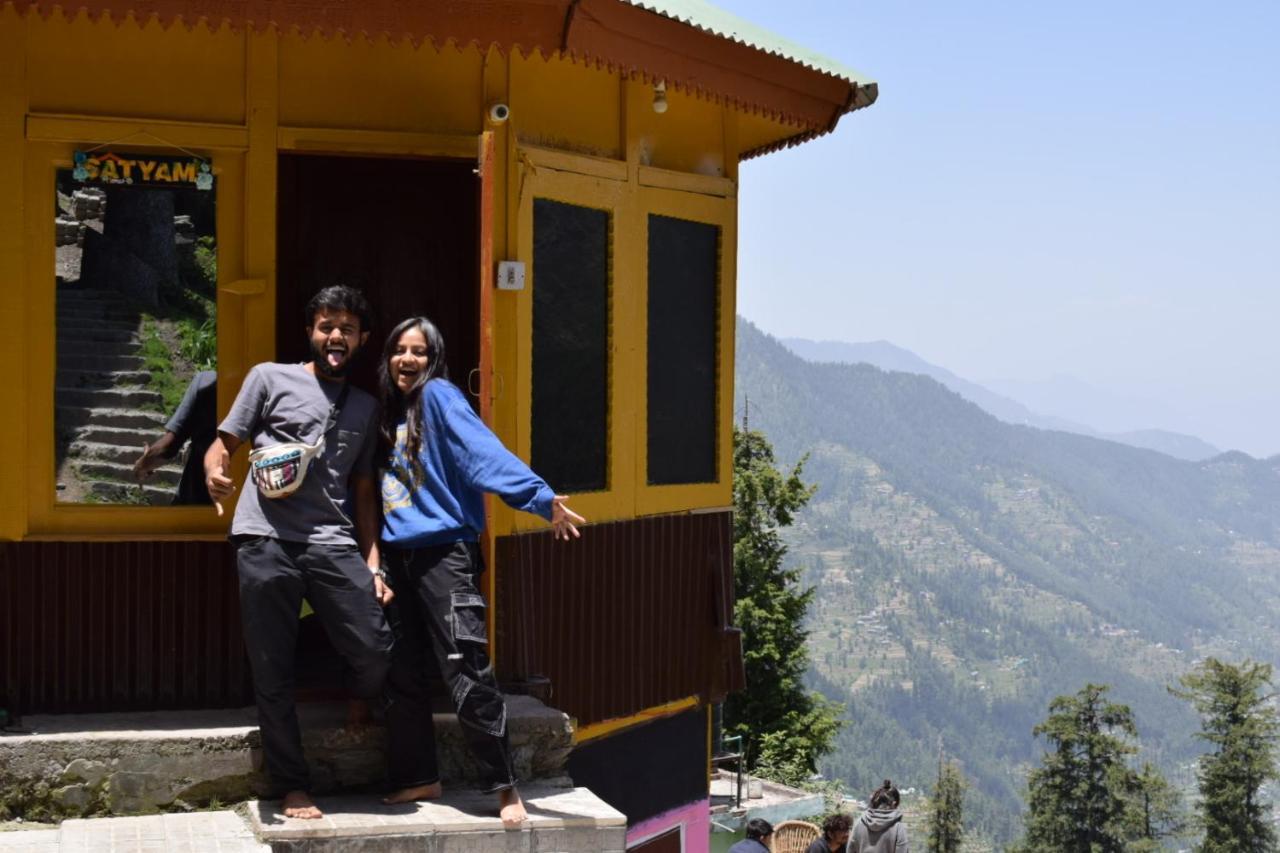 Satyam Homes Shoja Bagian luar foto